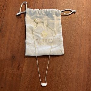 Kendra Scott Single Pendant Ivory Mother-of-Pearl Necklace